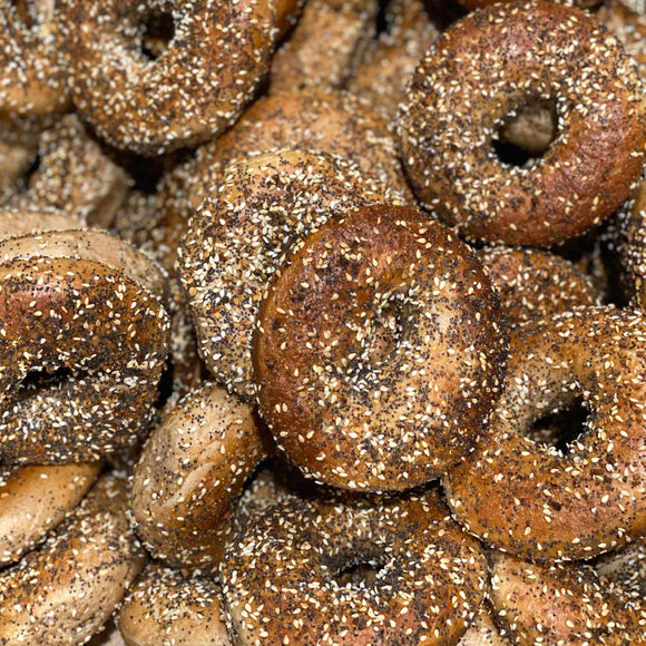 Whole Wheat Everything Bagel (Sliced)